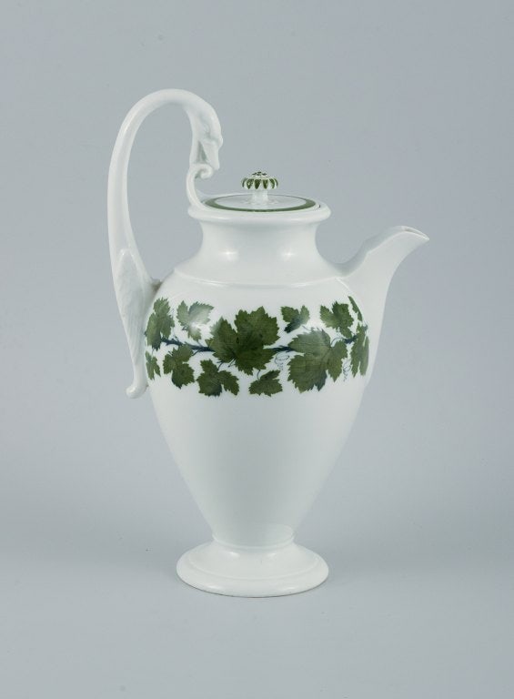 Meissen Green Ivy Vine. Coffee pot in hand-painted porcelain. - 5