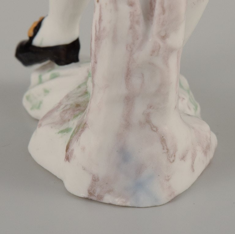 Presumably German porcelain figure, man with flower basket, 19th century. - 8