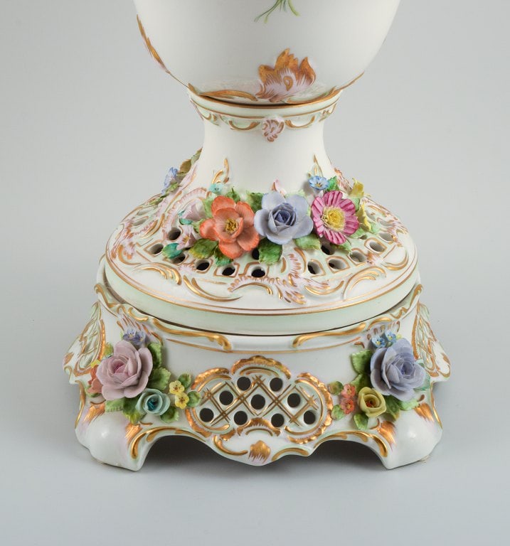 Dresden, Germany. Colossal lidded porcelain vase on stand. Lavishly decorated with flowers in - 2