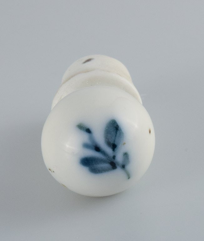 Royal Copenhagen, Blue bouquet, bottle with stopper. Model number: 45/4008 - 5