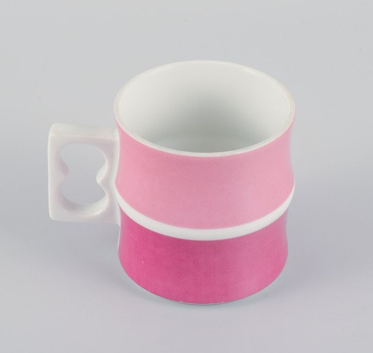 Arzberg, Germany, Chromatics coffee set with mug and two plates in shades of purple and pink. Late - 3