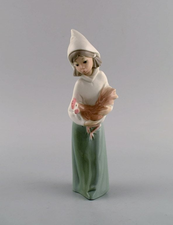 Lladro, Spain. Three porcelain figurines. 1970/80s. - 4