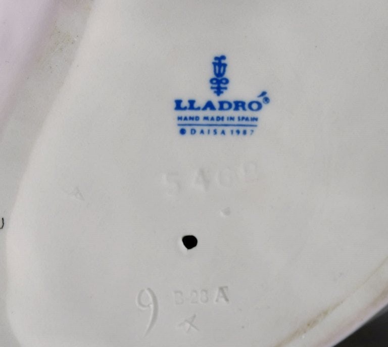 Lladro, Spain. Three porcelain figurines. 1970/80s. - 8