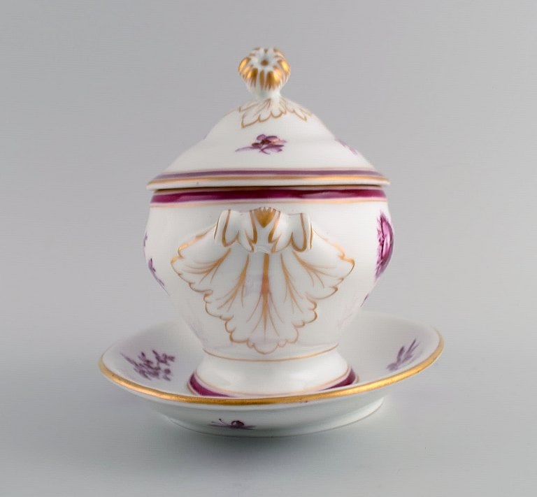 Early and rare Bing & Grøndahl lidded tureen in hand-painted porcelain with purple flowers and - 2