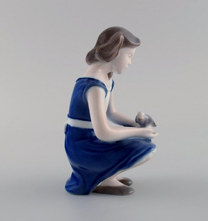Bing & Grøndahl porcelain figure. Girl with dove. Model number 2340. - 3