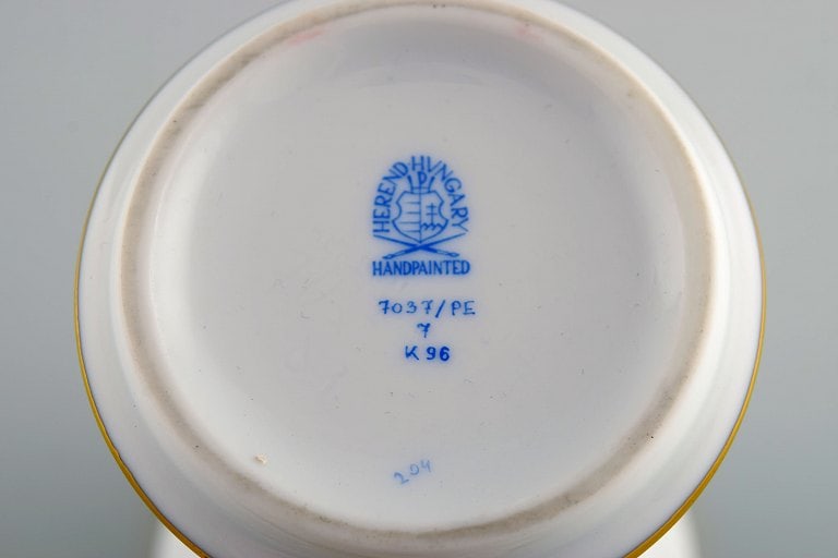 Two Herend vases in hand-painted porcelain. Mid 20th century. - 6