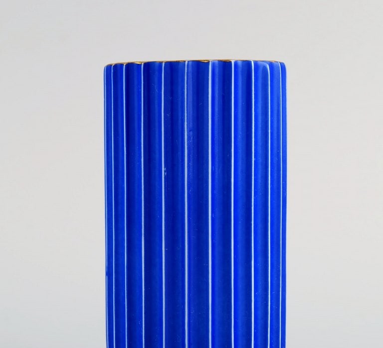 Early blue Lyngby porcelain vase in with gold decoration. Mid 20th century. - 5