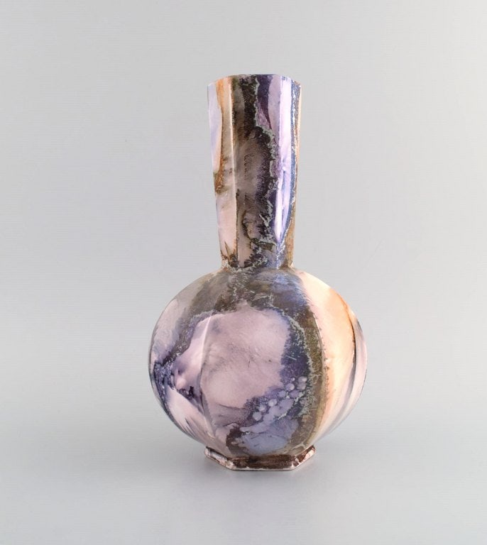 Arabia, Finland. Art deco vase in glazed faience. Beautiful marbled glaze. 1920s/30s. - 2