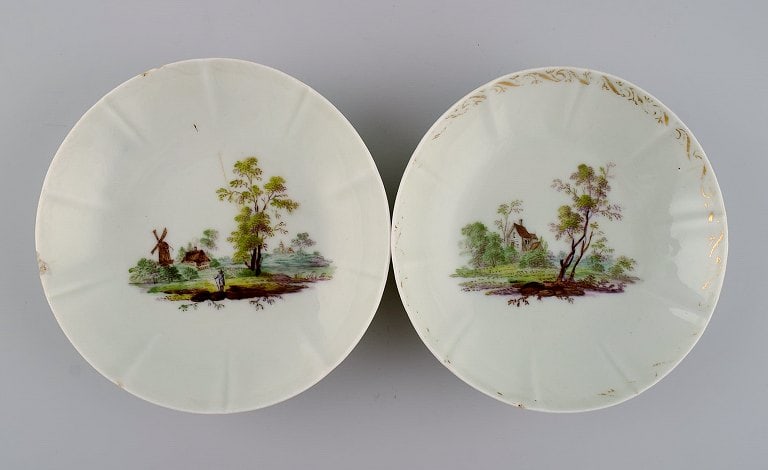 Five antique Royal Copenhagen porcelain bowls with hand-painted landscapes and gold decoration. - 3