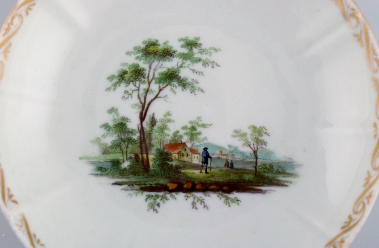 Four antique Royal Copenhagen porcelain bowls with hand-painted landscapes and gold decoration. - 5