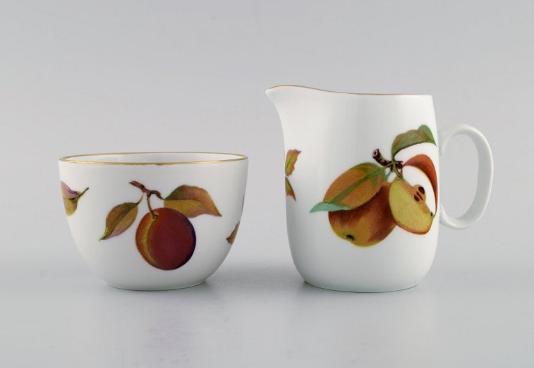 Royal Worcester, England. Two Evesham coffee cups with saucers, sugar bowl and cream jug in - 5