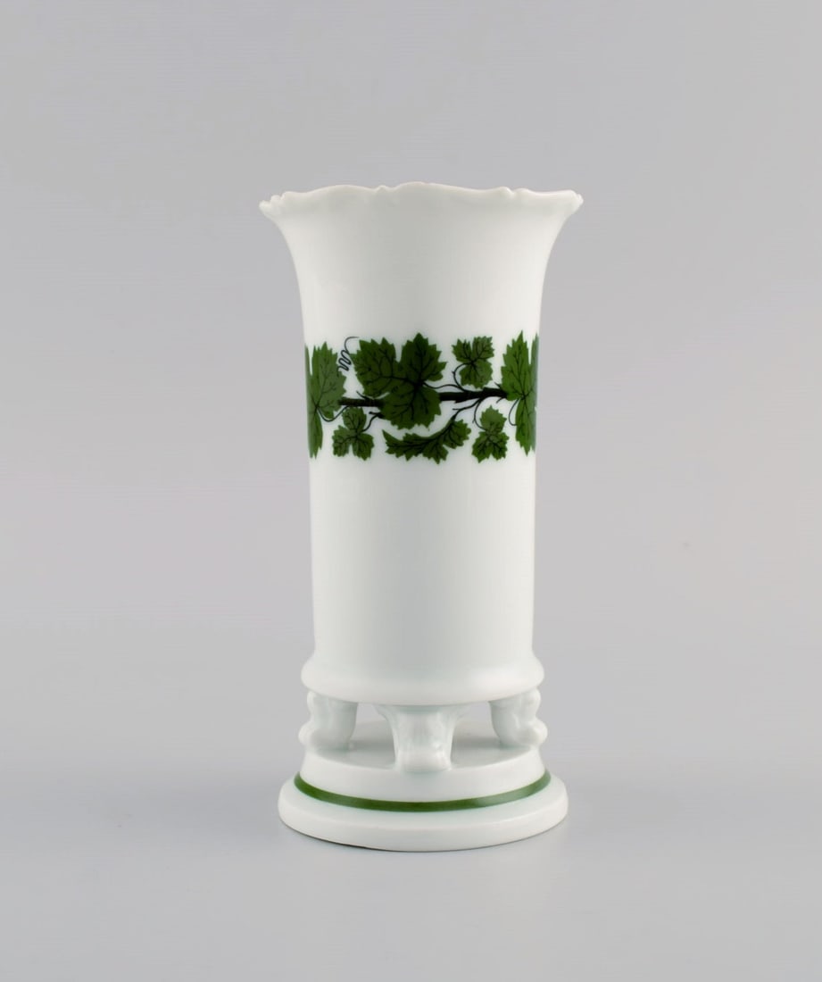 Meissen Green Ivy Vine vase and bowl in hand-painted porcelain. 1940's. - 5