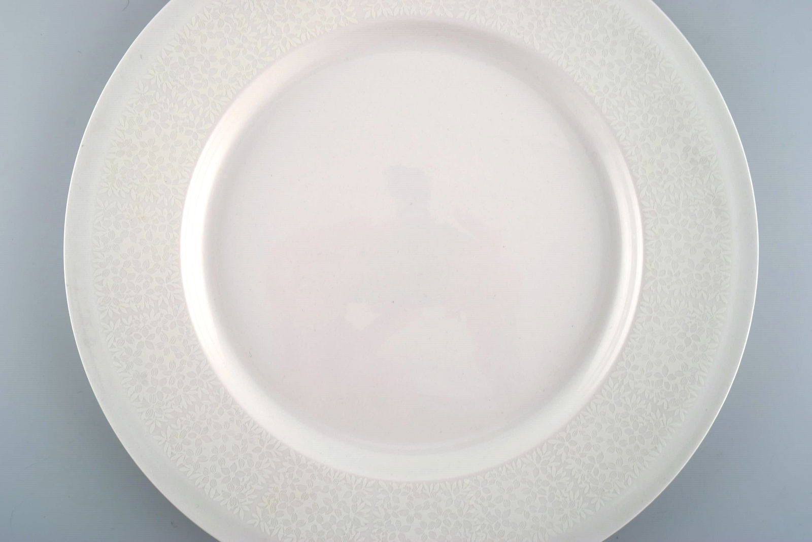 Raija Uosikkinen for Arabia. 10 rare Pitsi dinner plates with floral decoration. Dated 1967-1974. - 3