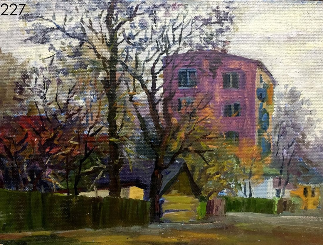 Konotop street oil painting Ivanenko Mikhail Aleksandrovich: Title: Konotop street oil painting Ivanenko Mikhail Aleksandrovich Description: No227 * TITLE: "Konotop street" * ARTIST: Ivanenko Mikhail Aleksandrovich * SIZE: 29x40 cm/'11,41x15,74 inches' * MEDIUM