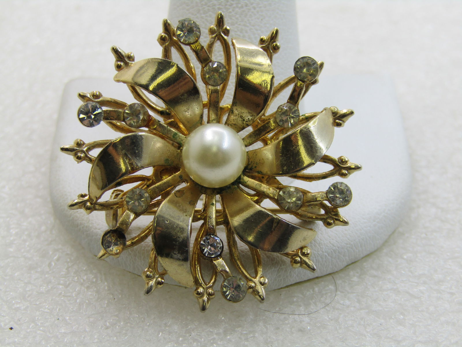 Vintage Rhinestone & Faux Pearl Brooch, Blossom/Snowflake, 1960's - 3