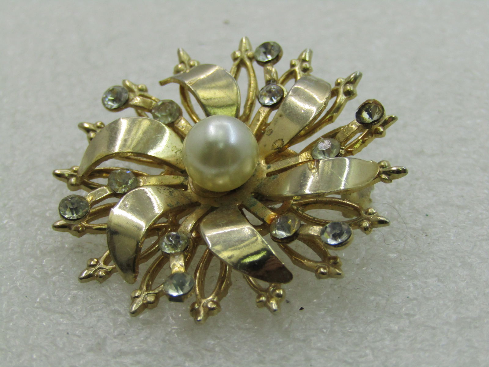Vintage Rhinestone & Faux Pearl Brooch, Blossom/Snowflake, 1960's - 4