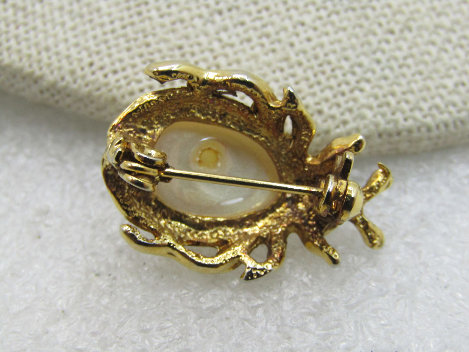 Vintage Faux Pearl Rhinestone Fly/Bug Brooch - 5