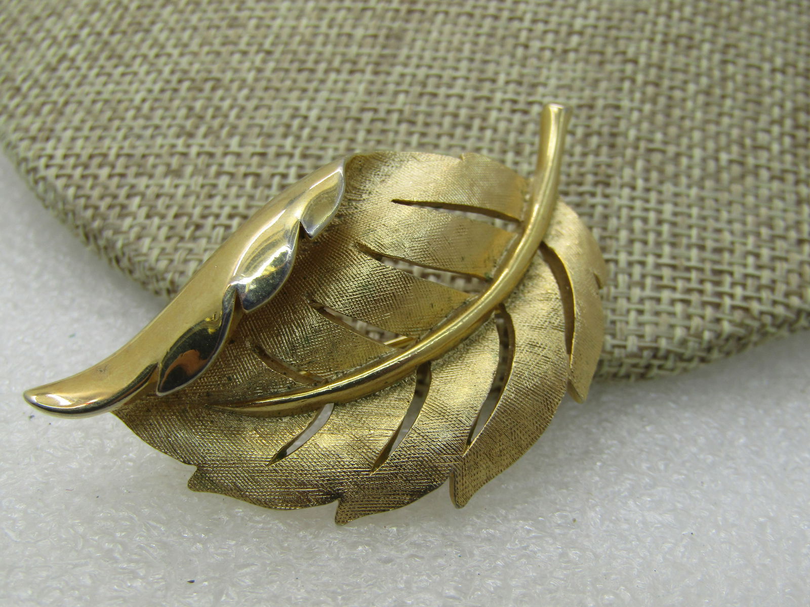 Vintage 1960's Leaf Brooch, Textured & Smooth, 2.25" - 4