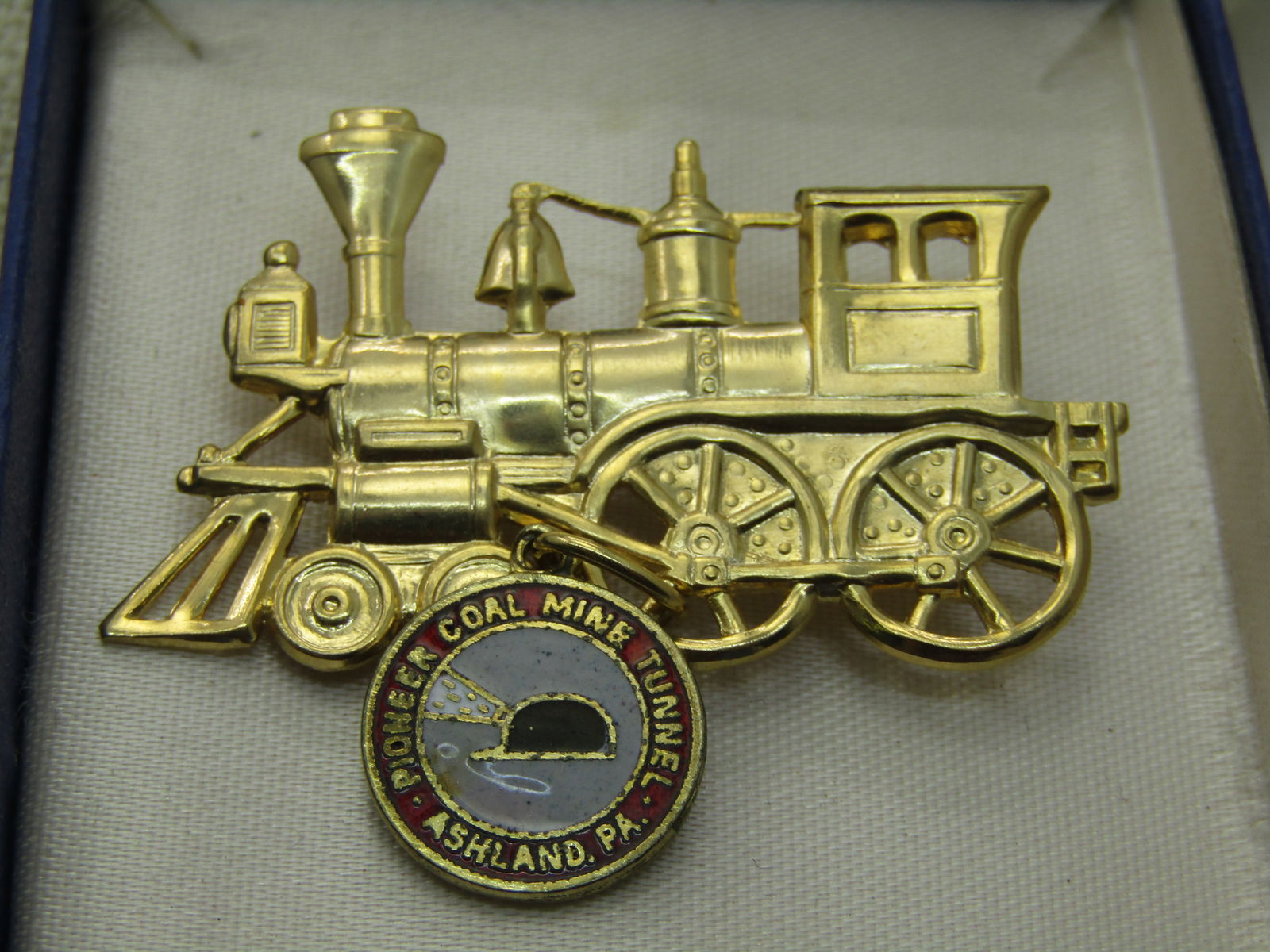 Vintage Pioneer Coal Mine Tunnel, Ashland, PA Train Brooch in Box - 3