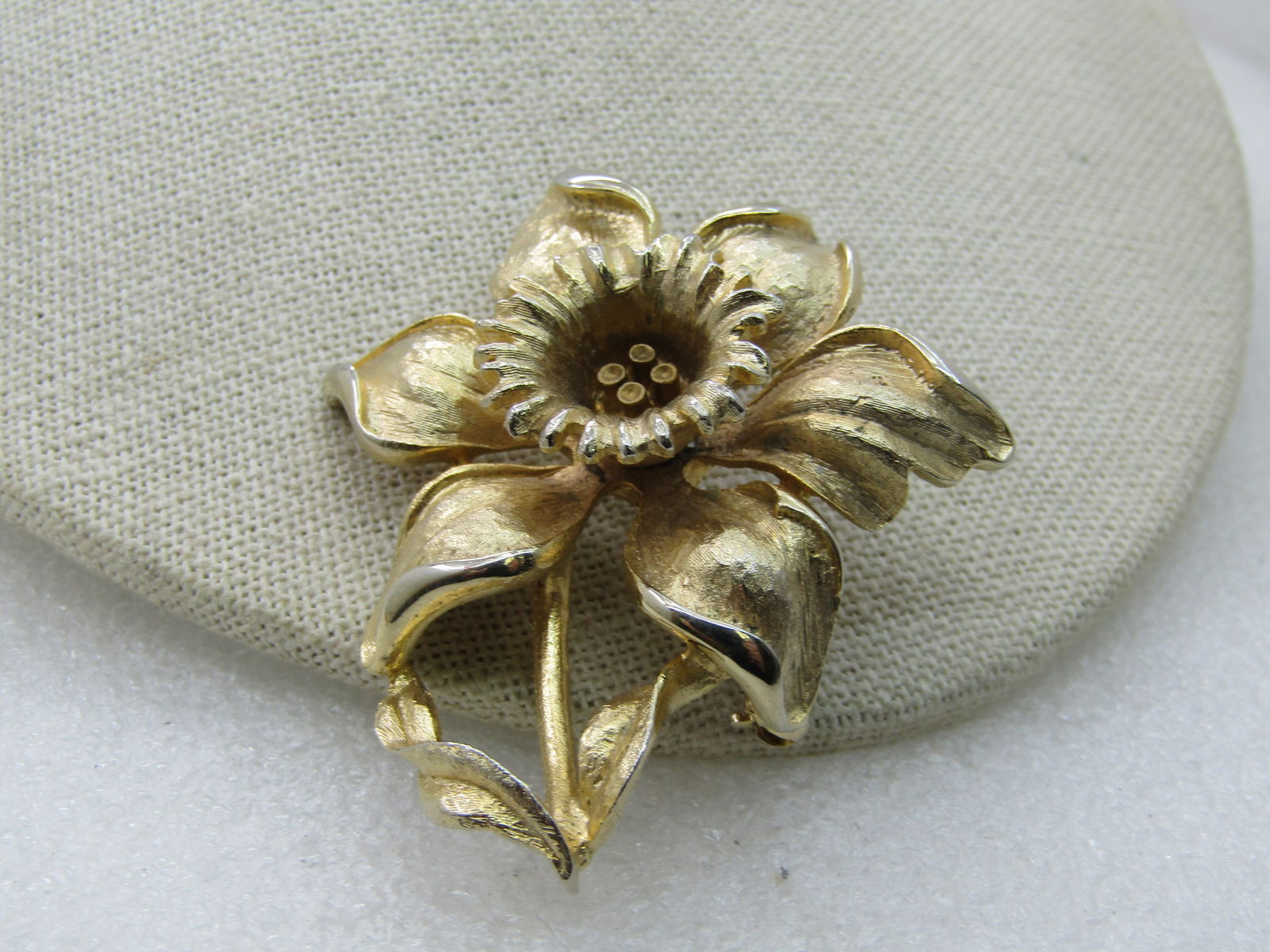 Vintage Gold Tone Daffodil Floral Brooch, 1960's, 2.5" - 2
