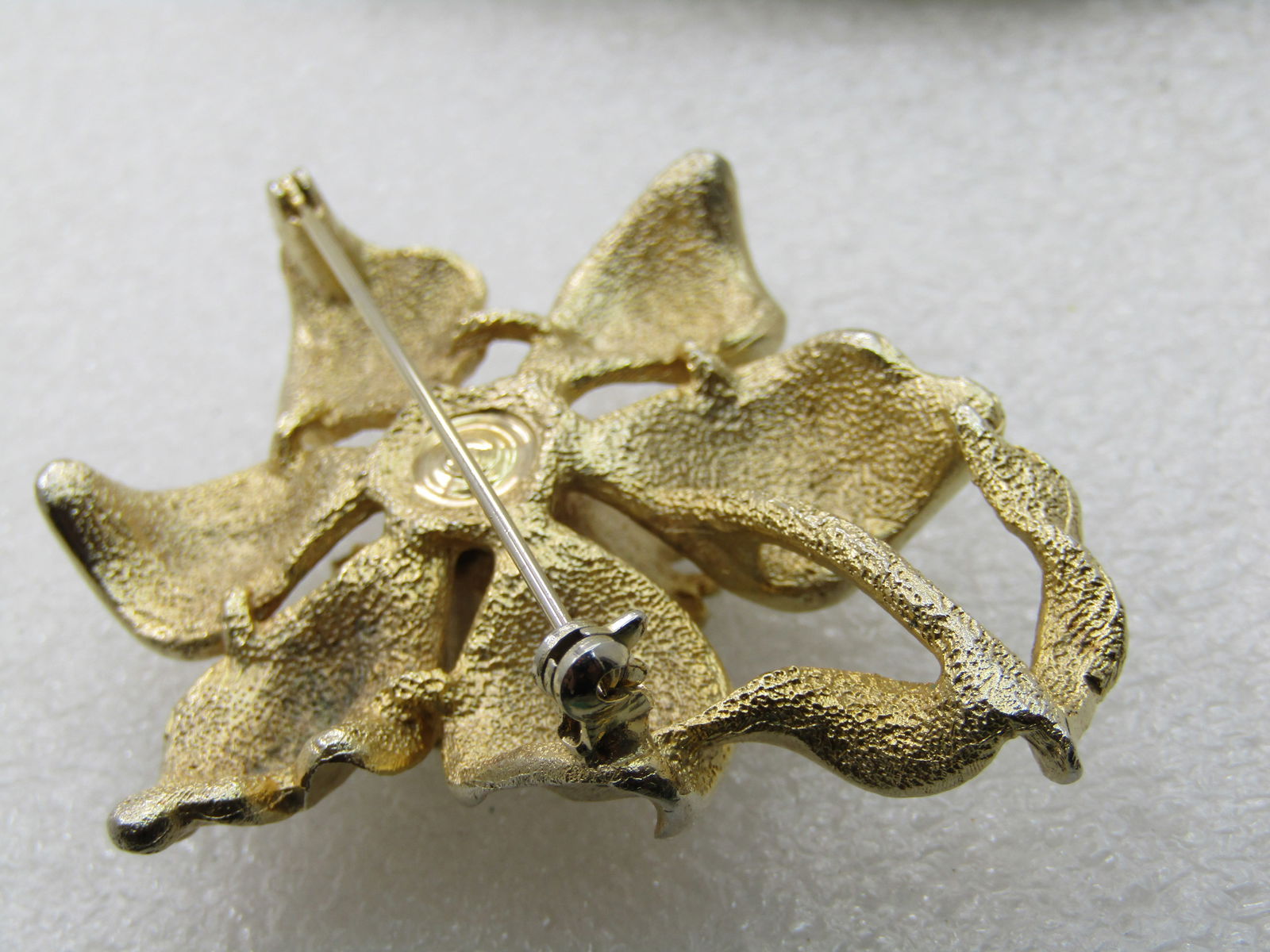 Vintage Gold Tone Daffodil Floral Brooch, 1960's, 2.5" - 5