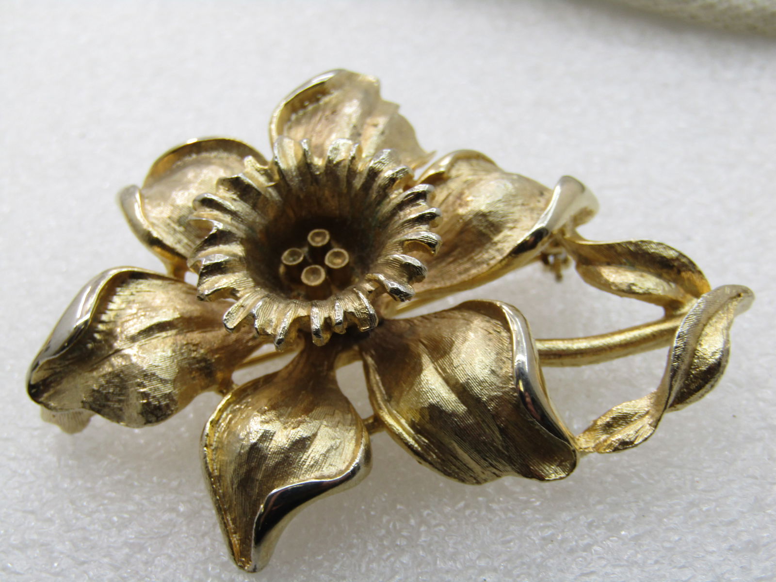 Vintage Gold Tone Daffodil Floral Brooch, 1960's, 2.5" - 6