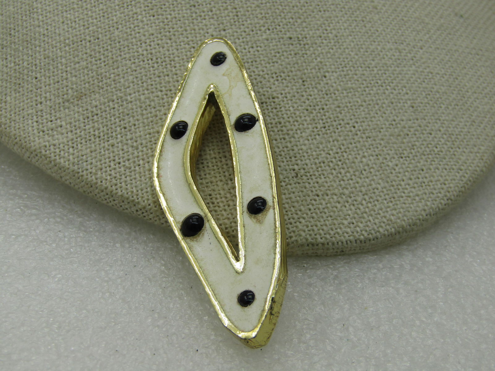 Vintage Enameled Triangular Mod Brooch, Black & White, 2.5", 1980's - 2