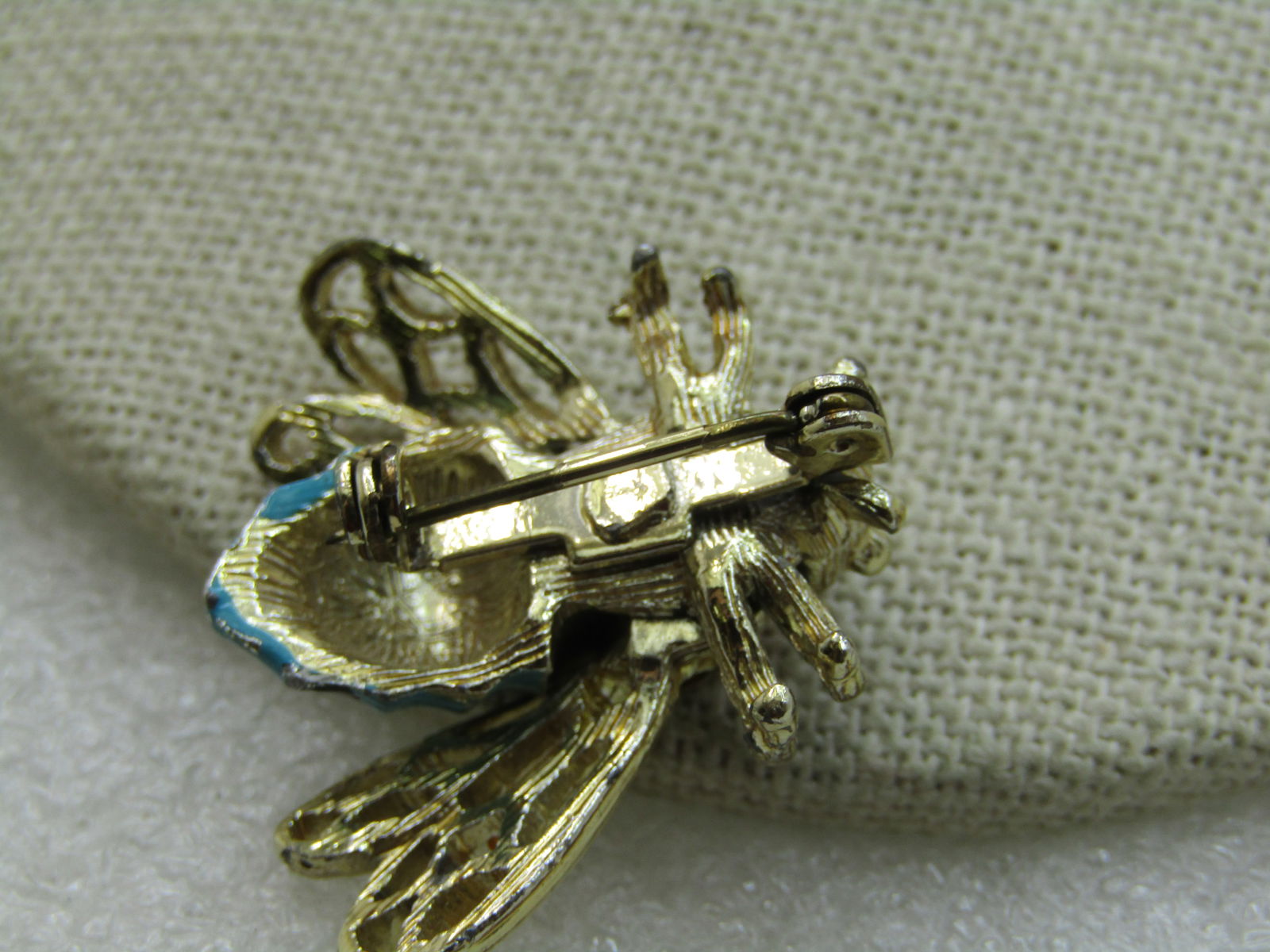 Vintage Enameled Bee Brooch, Rhinestones, 1960's - 5