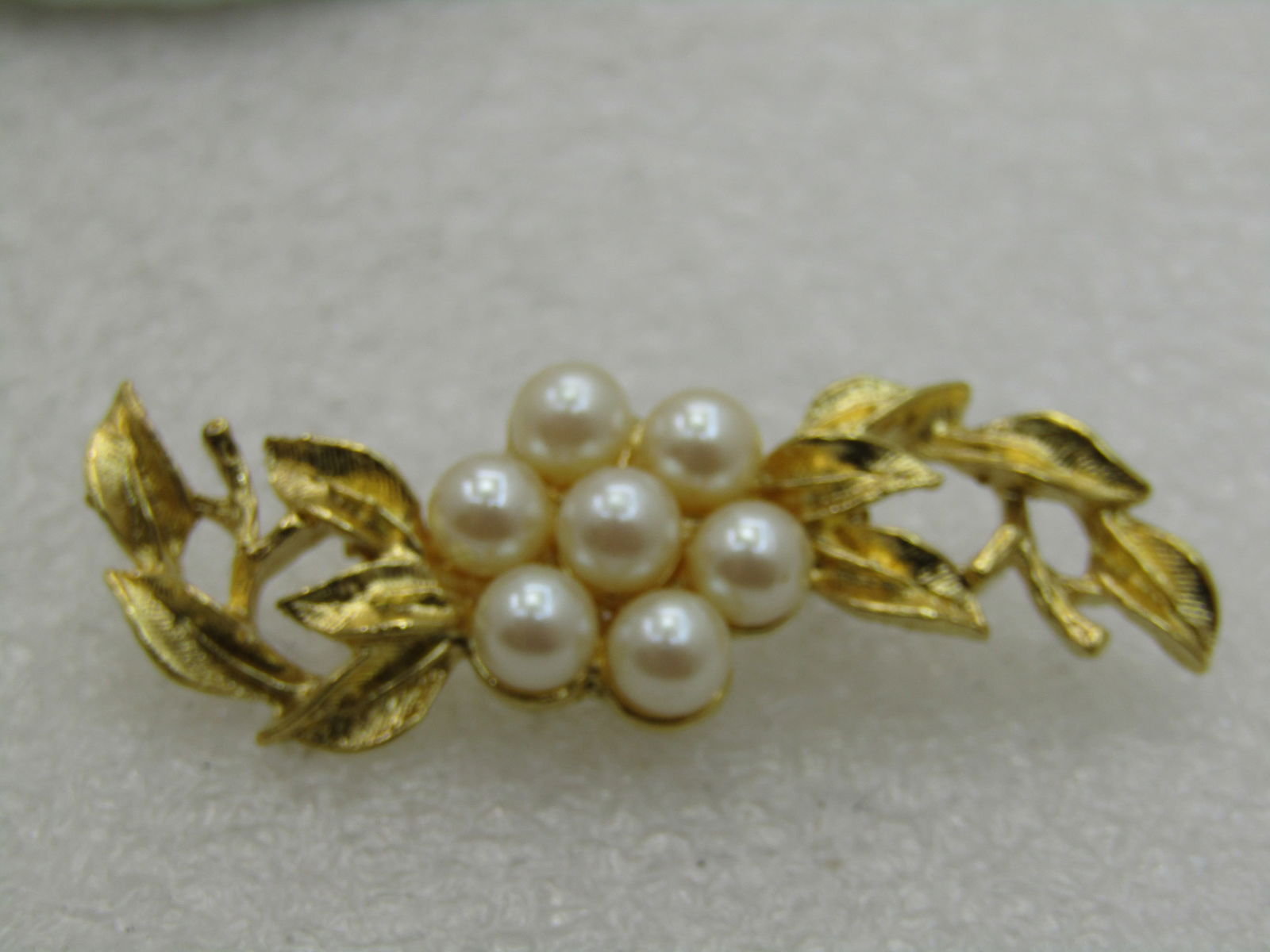 Vintage Angel Brooch Signed Jane with Faux Pearl Red Heart - 5