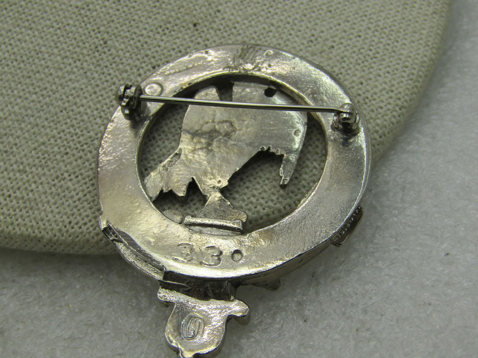 Vintage Scottish Serva Jugum Clan Brooch, Kilt Pin, "My Word" - 4