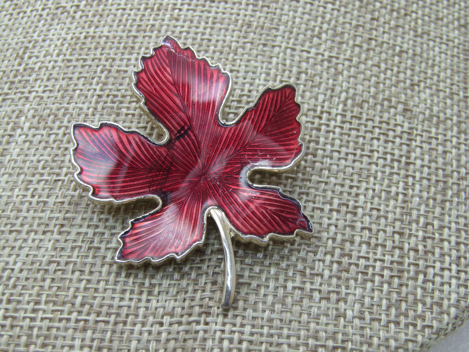 Vintage Red Enameled Leaf Brooch, Gold Tone, 1960's-1970's, 2": Vintage Red Enameled Leaf Brooch, Gold Tone, 1960's-1970's, 2" - Autumn color but good any time of the year. Deep red with lined details under the enameling. Gold Tone. 2" tall and 1.5" wide. Not sign