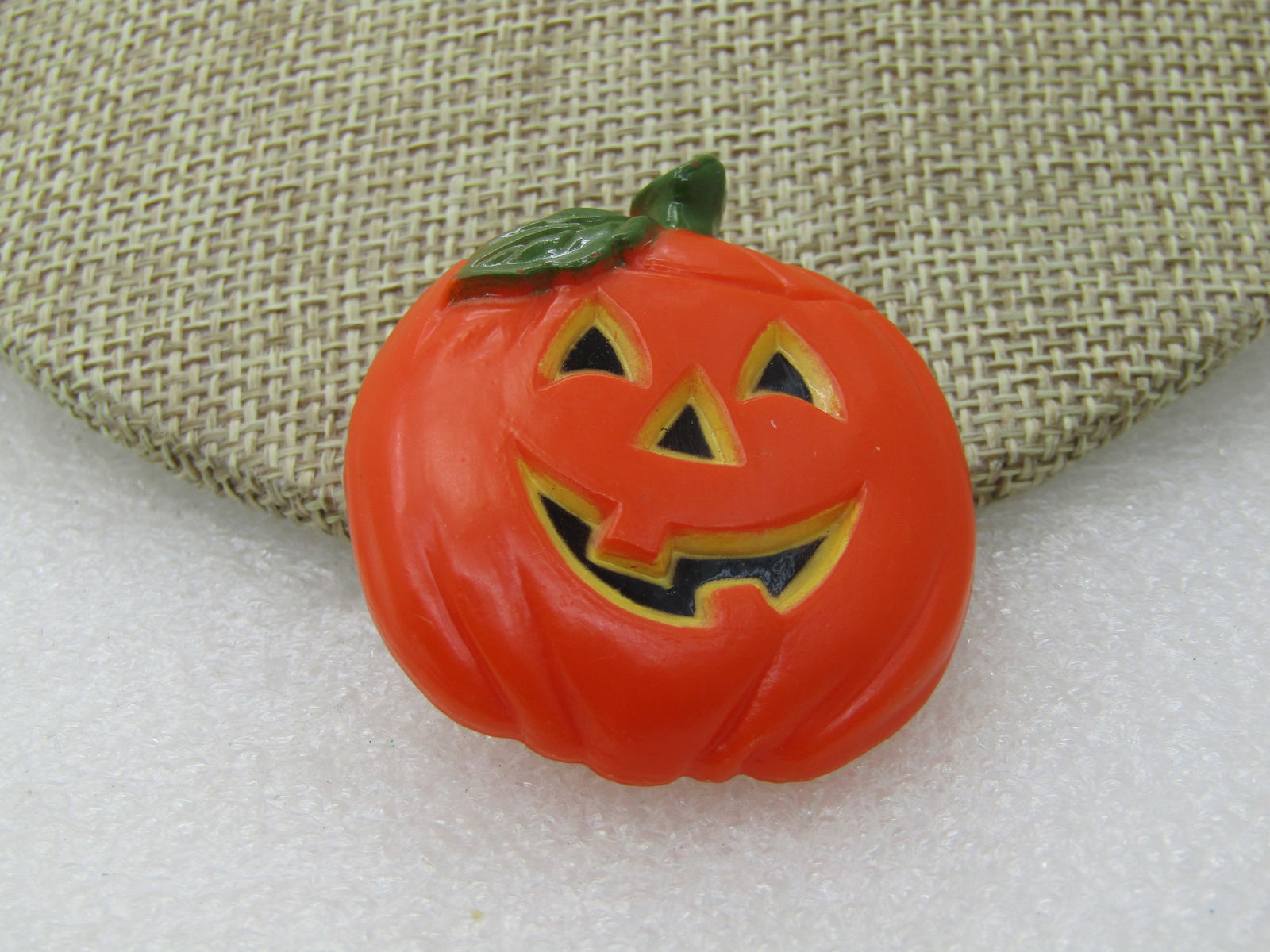 Vintage Orange Jack-o-Lantern Brooch with Leaves, 1-7/8" by 1.5" - 4