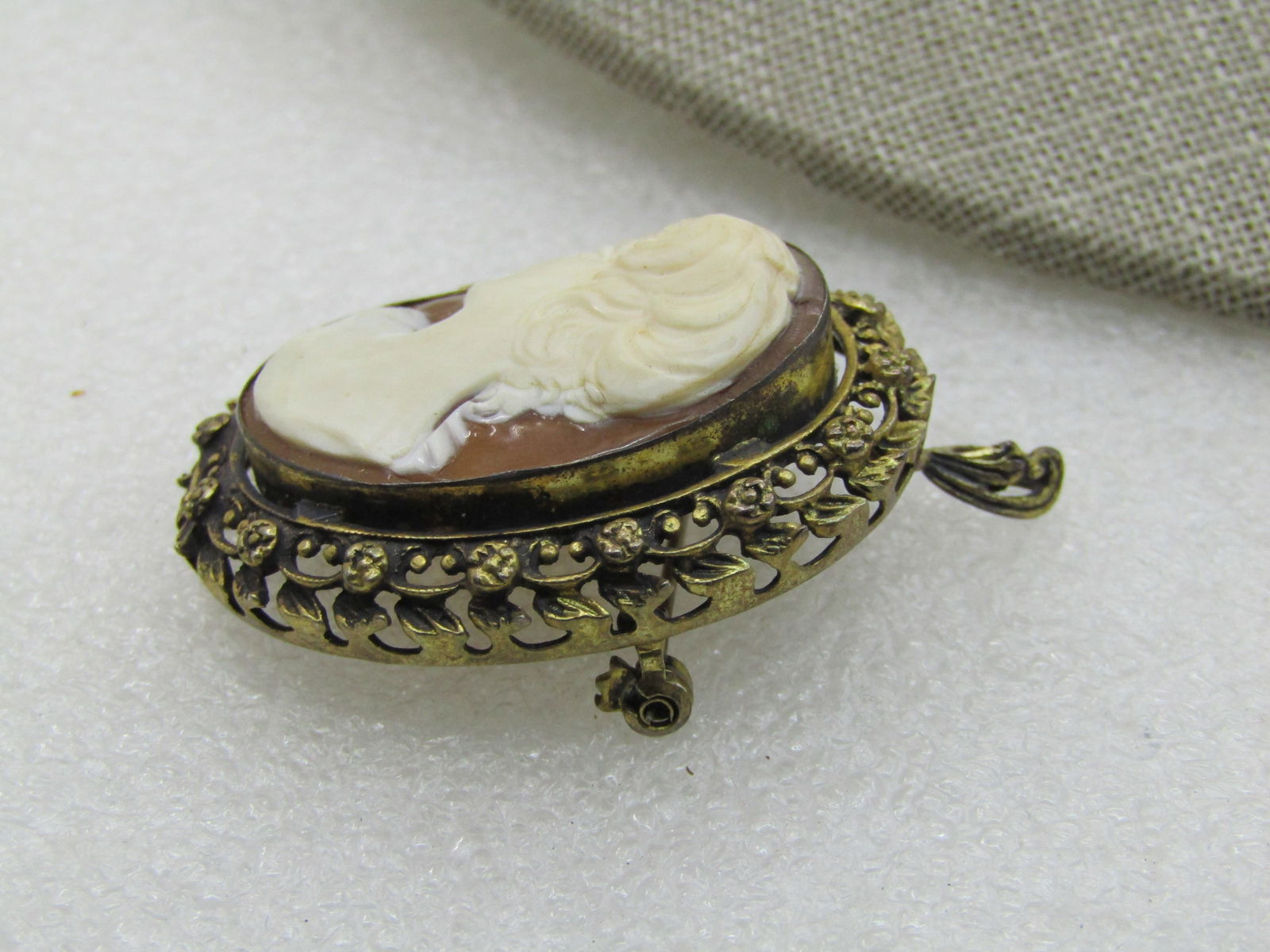 Vintage .800 Silver Cameo Pendant/Brooch, Gold over, Rose Frame, 1-7/8" - 5