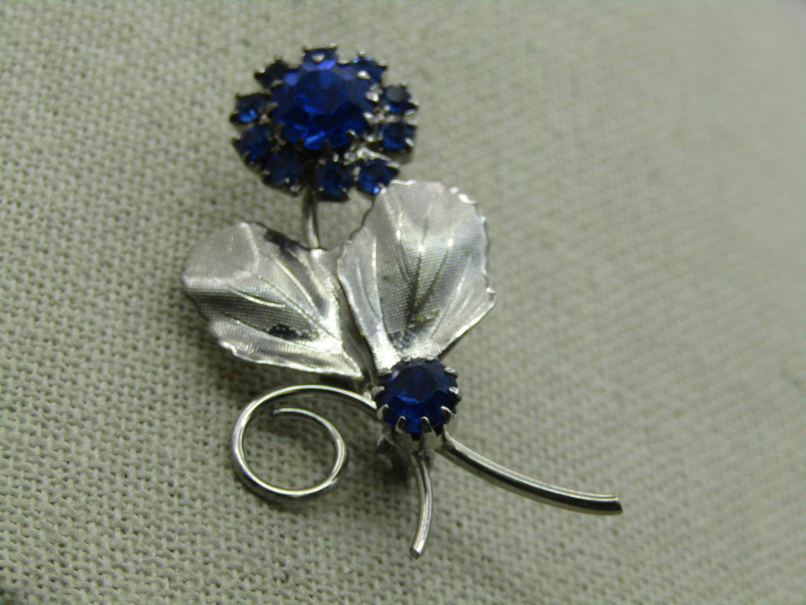 Vintage Blue Rhinestone Floral Brooch, 2", Silver Tone - 2