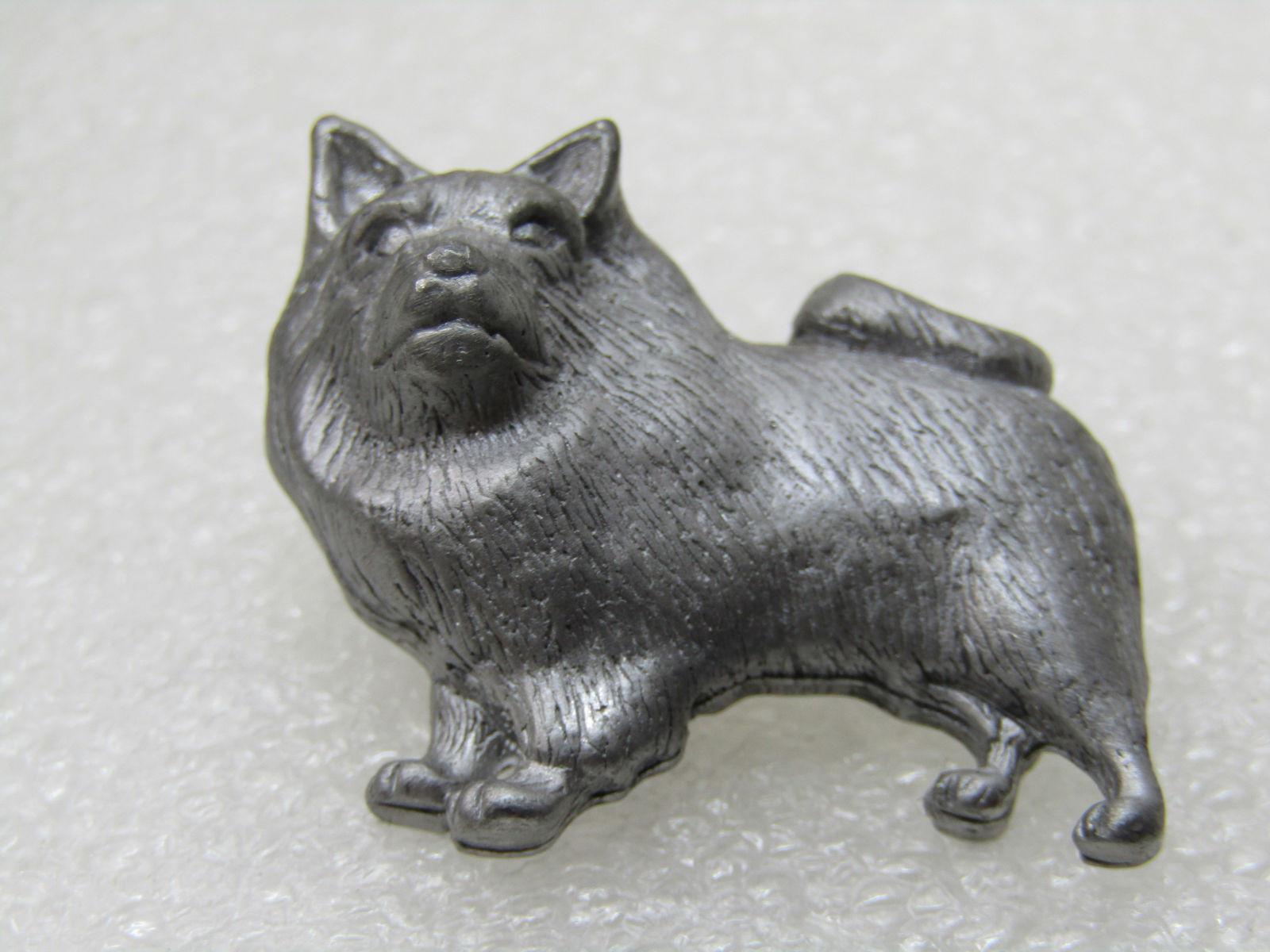 Vintage Pewter Husky/Keeshond Tack Pin/Brooch, 1.25" - 5