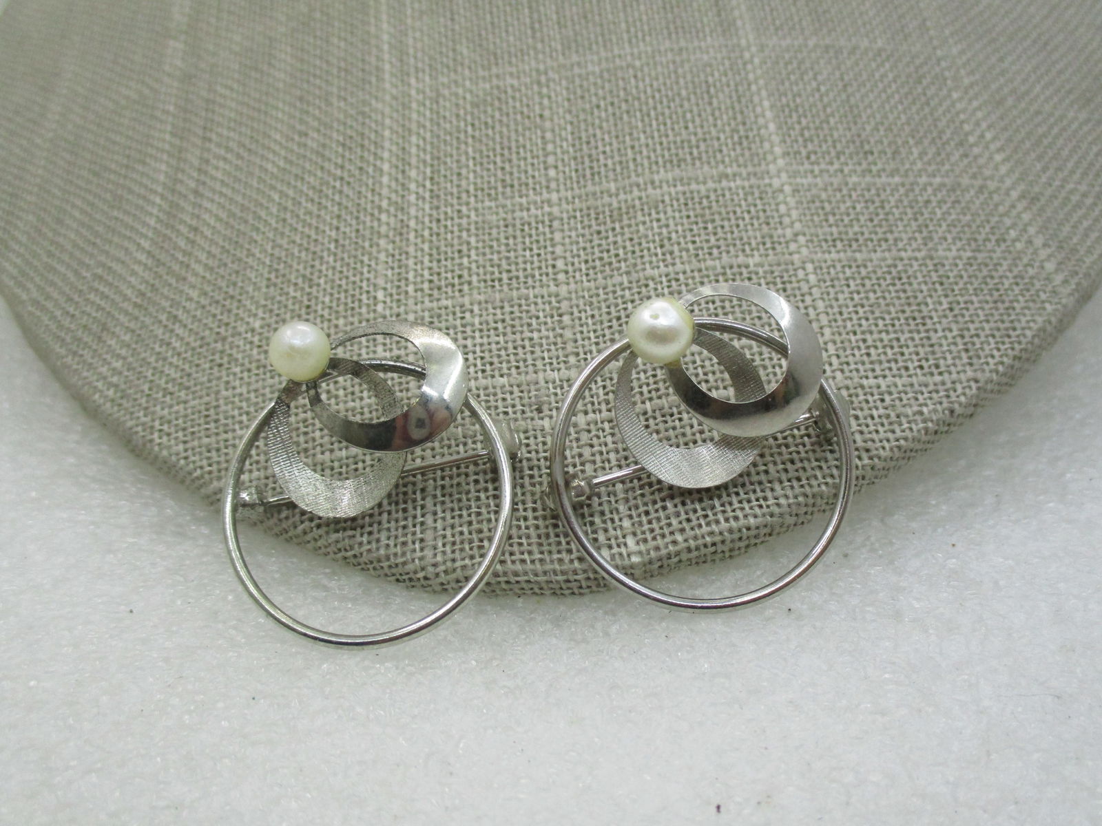 Vintage Pair Faux Pearl Circle Brooches, 1-1/8" - 2