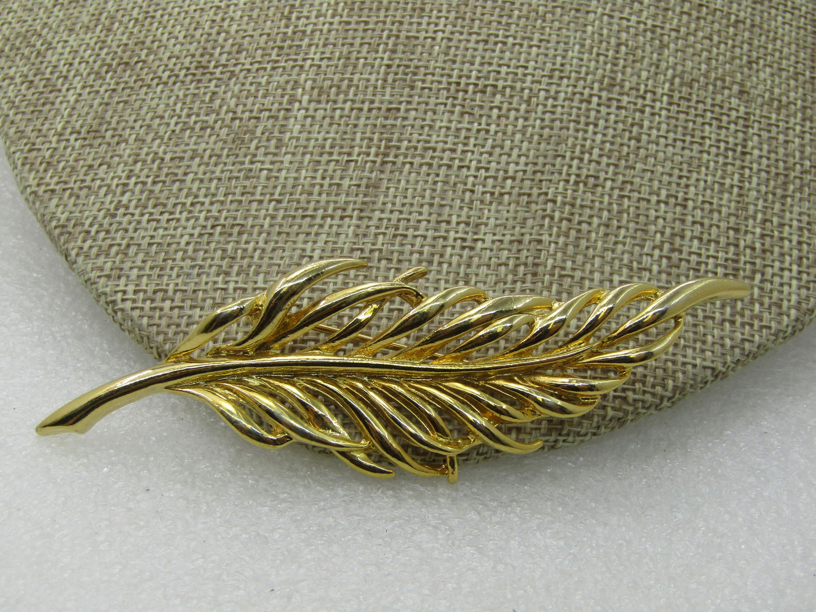 Vintage Long Leaf Brooch, 1960's, Gold Tone, 3.25" - 2