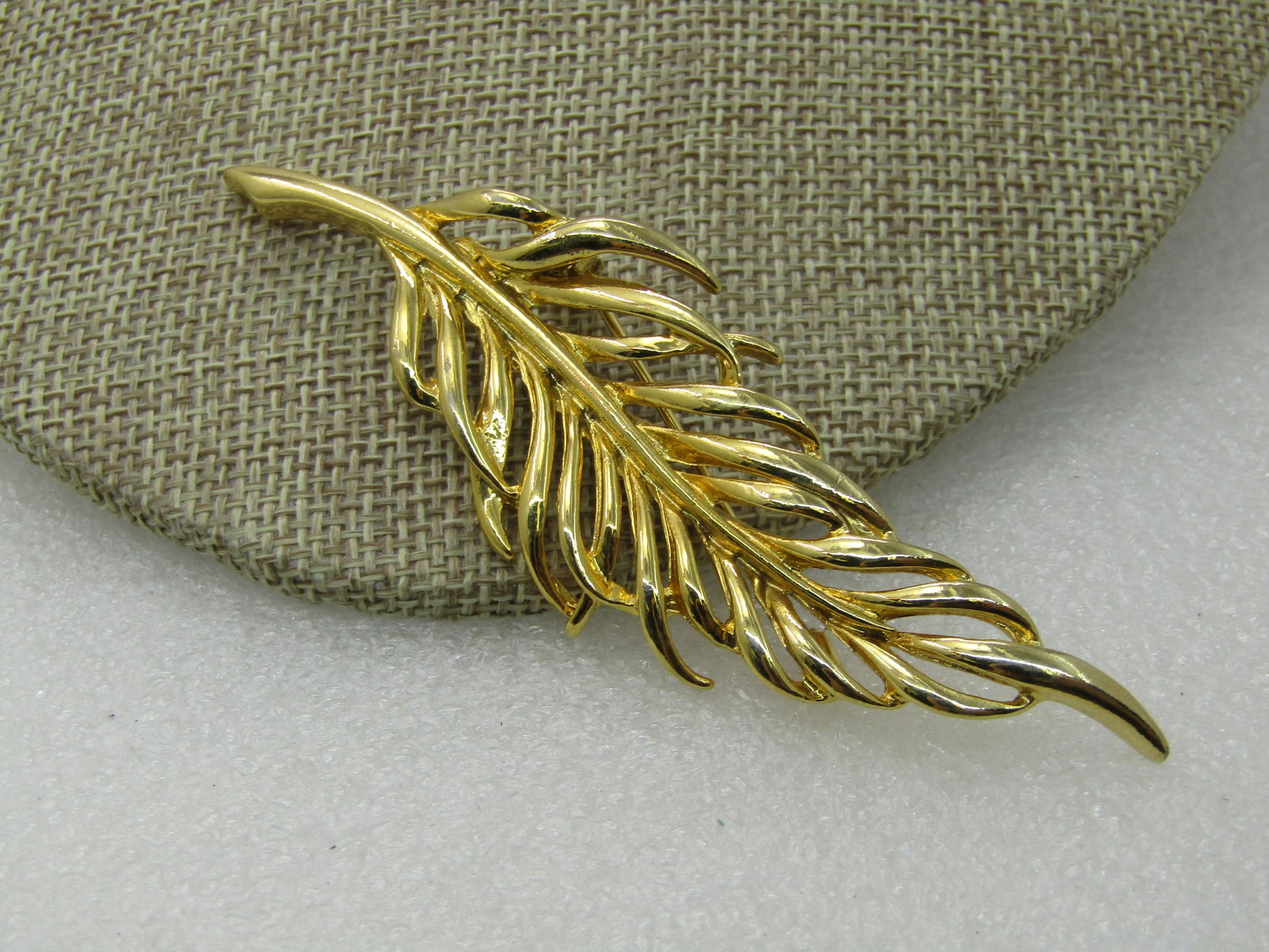 Vintage Long Leaf Brooch, 1960's, Gold Tone, 3.25" - 4