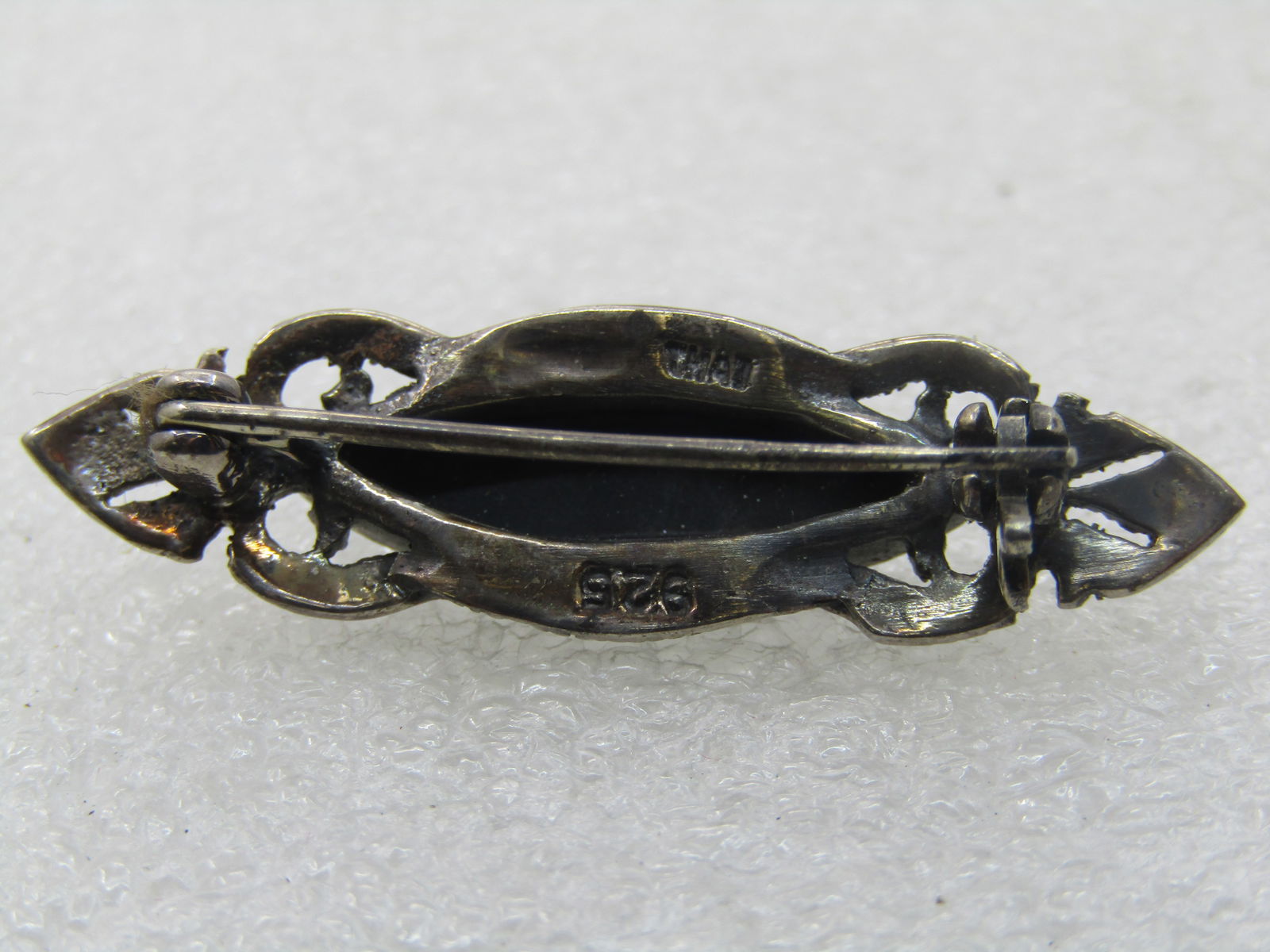 Vintage Sterling Onyx Marcasite Brooch, 1.5" by 1/2" - 4