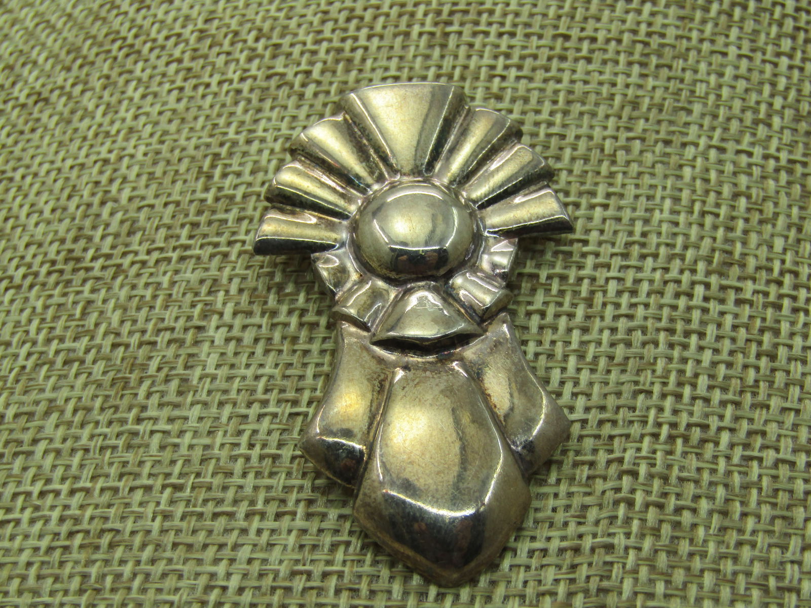 Vintage Sterling Silver Ray & Ribbon Brooch, Sigined Star with S, 1940's - 2