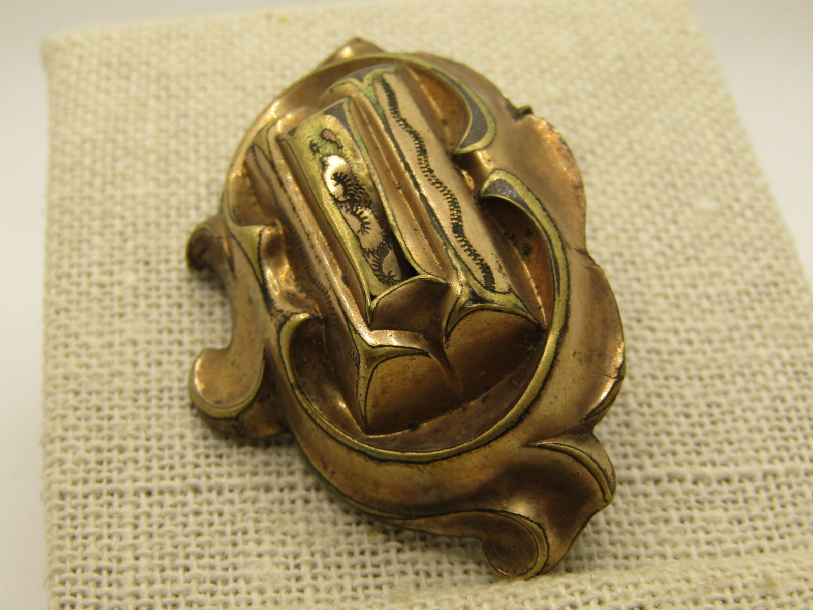 Victorian Raised Brooch, C-Clasp, Damaged on Top. 2" - 4