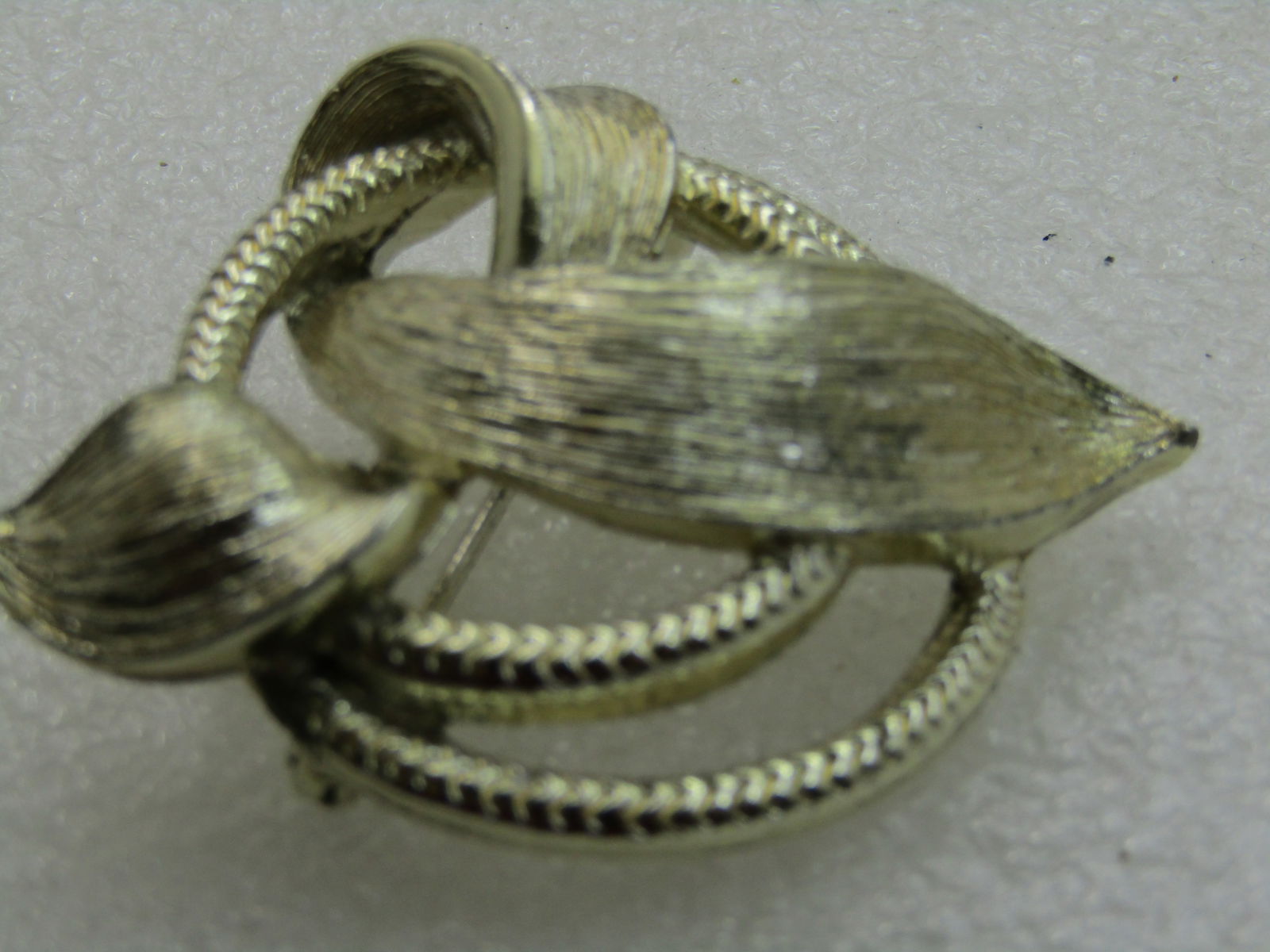 Vintage Lisner Cirle & Wrapped Brooch, Gold Tone, 2" - 5