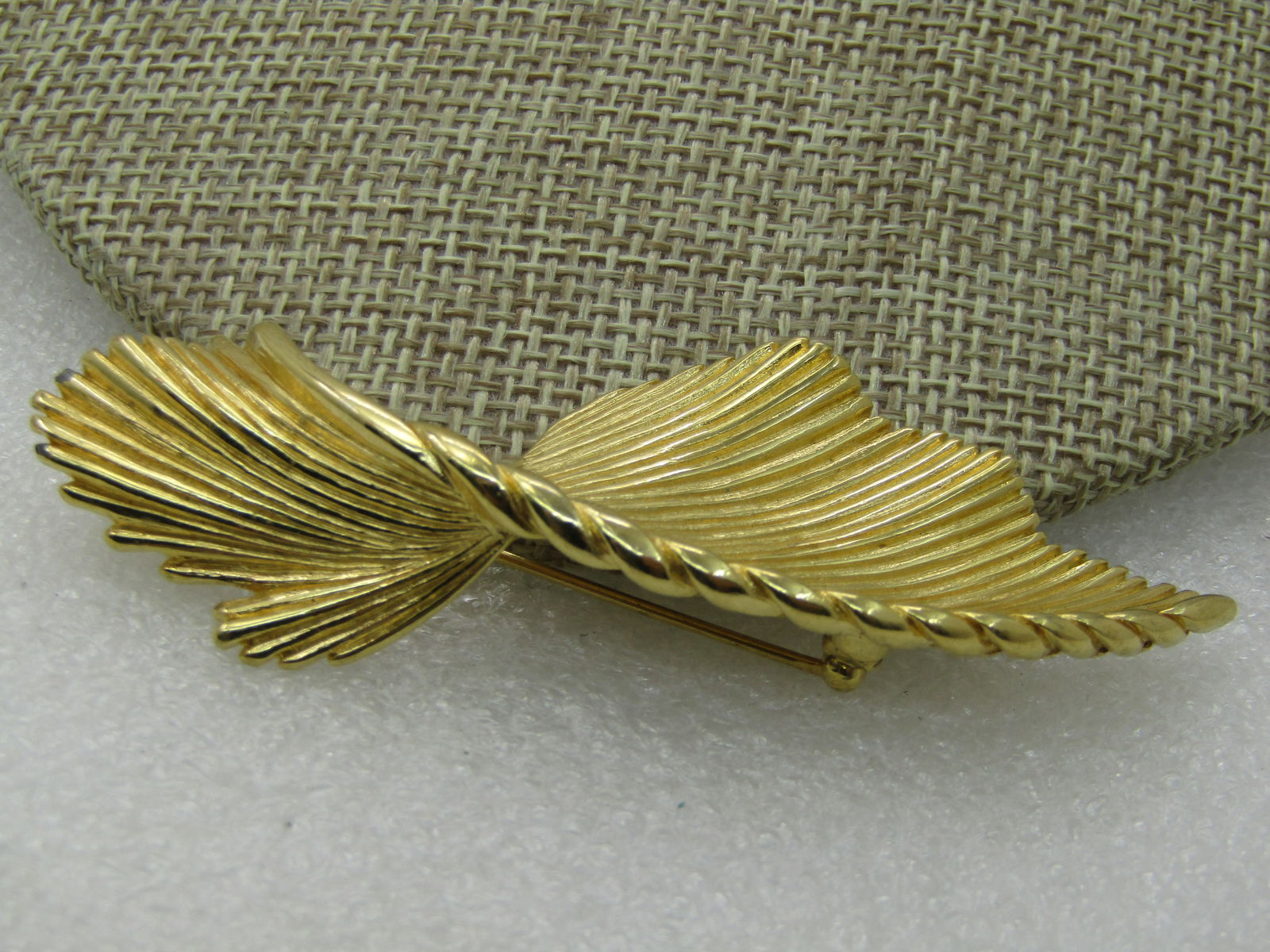 Vintage Monet Stylized Leaf Brooch, 1960's, Gold Tone 3" - 4