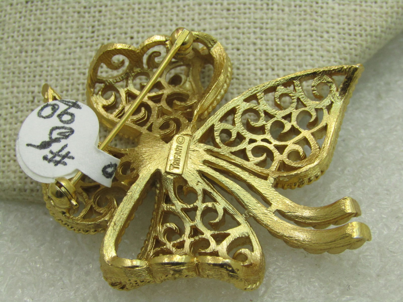 Vintage Crown Trifari Filigree Bow Brooch, 1960's, 2" - 5