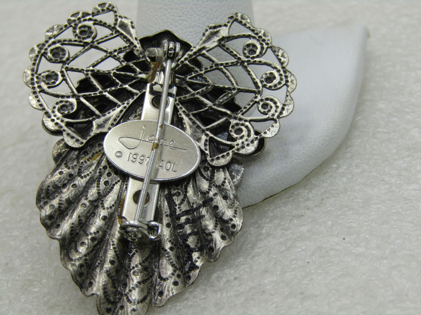 Vintage 1997 Jane Victorian Angel Brooch, 2" - 4