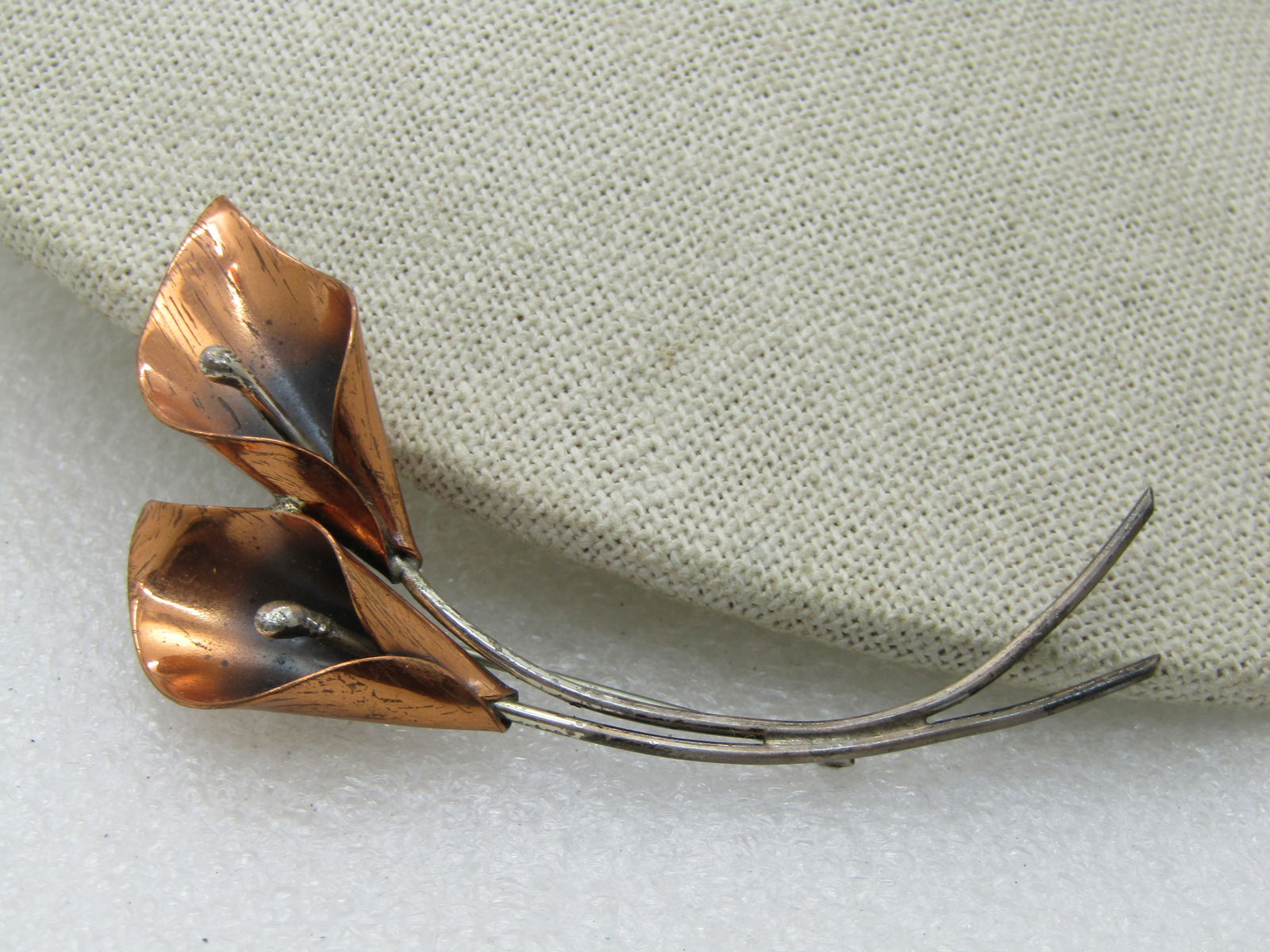 Vintage Stuart Nye Copper Calla Lilies Brooch, 2.75" - 4