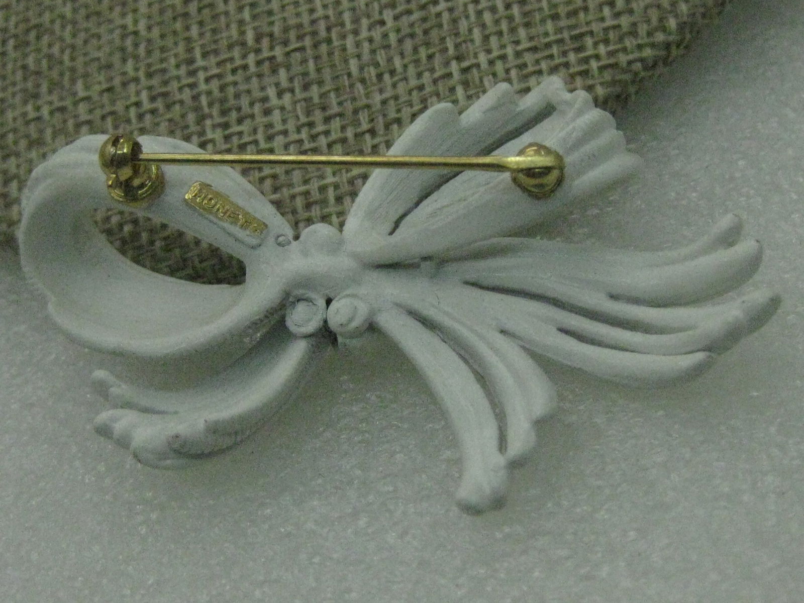 Vintage Monet White Bow Brooch 2", 1960's-1970's - 5