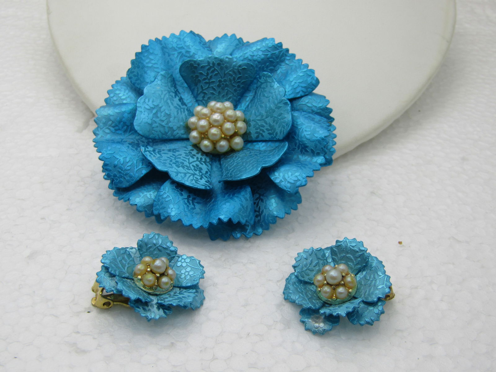 Vintage Aqua Metallic Carnation Brooch Clip Earrings Set, 1960's - 3