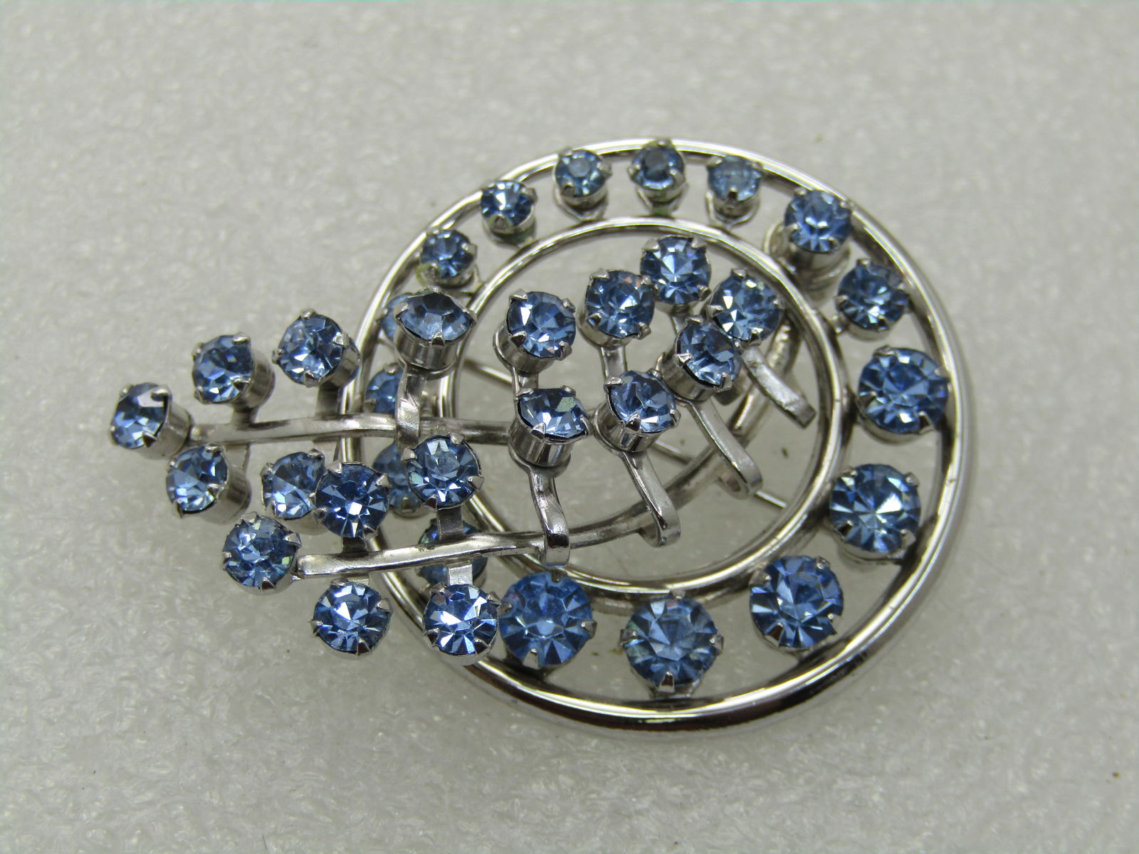 Vintage Blue Rhinestone Circle & Trail Brooch, 1960's, 1.75", Silver Tone - 7