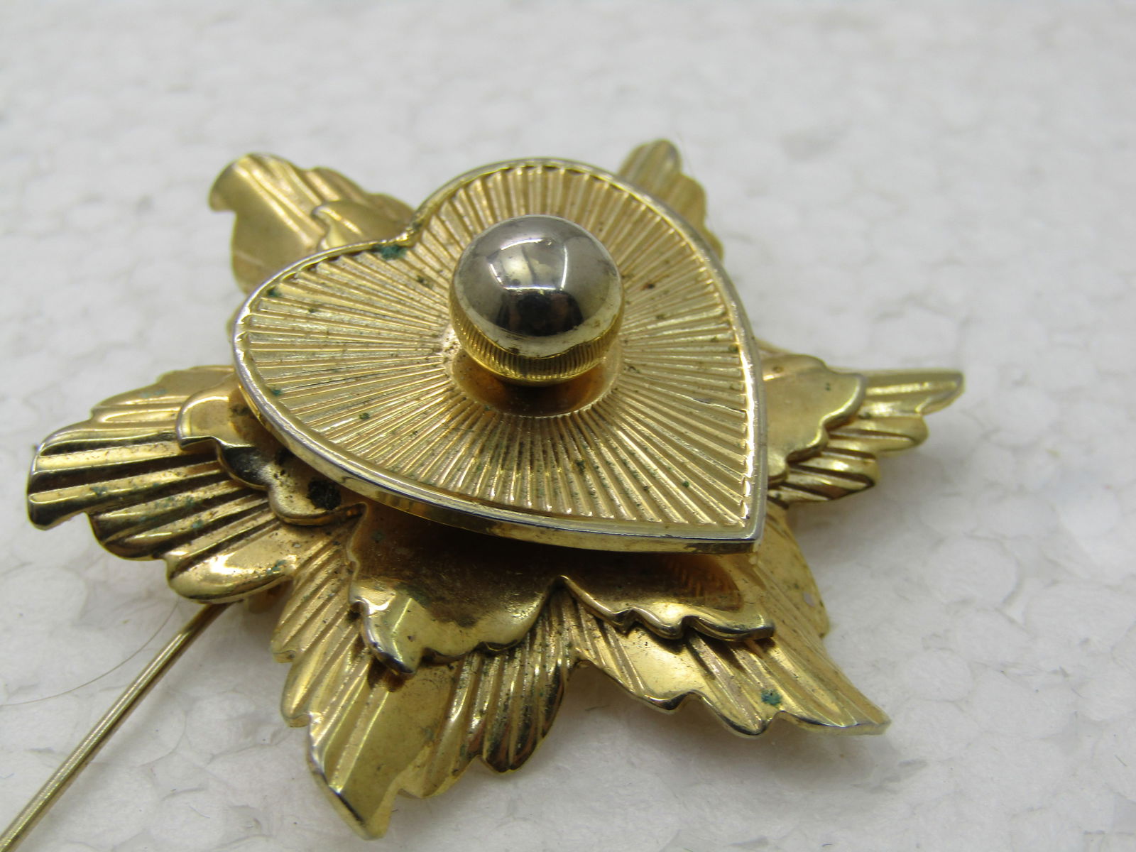 Vintage Heart & Rays Tiered Brooch, Gold Tone, 1-7/8", 1960's. - 2